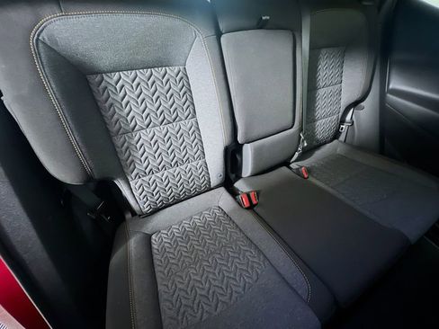 Used 2023 Chevrolet Equinox LT FWD image 25