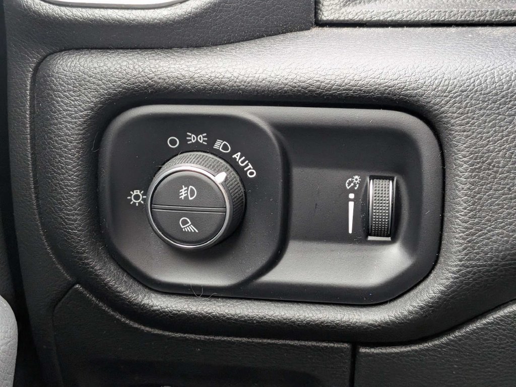 Used 2022 RAM 1500 Big Horn RWD image 15