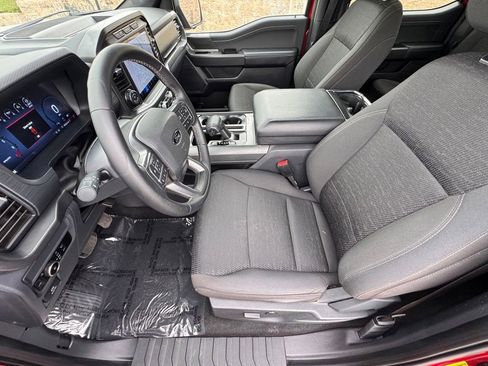 Used 2024 Ford F150 XLT w/ XLT Black Appearance Package RWD image 16