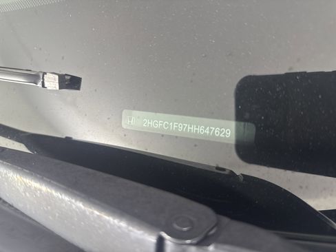 Used 2017 Honda Civic Touring image 12