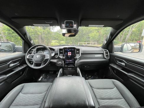 Used 2025 RAM 1500 Big Horn RWD image 15