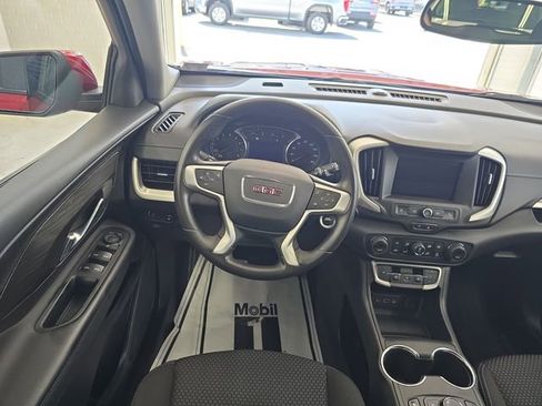 Used 2023 GMC Terrain SLE w/ Driver Convenience Package FWD image 12
