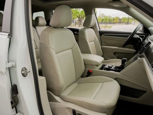 Used 2019 Volkswagen Atlas SEL image 30