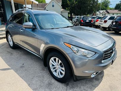 Used 2016 INFINITI QX70 AWD w/ Premium Package