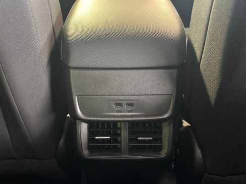 Used 2025 Chevrolet Equinox LT image 29