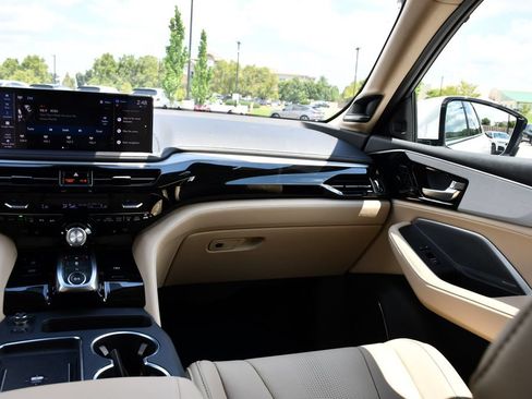Used 2026 Acura MDX SH-AWD w/ Technology Package image 22