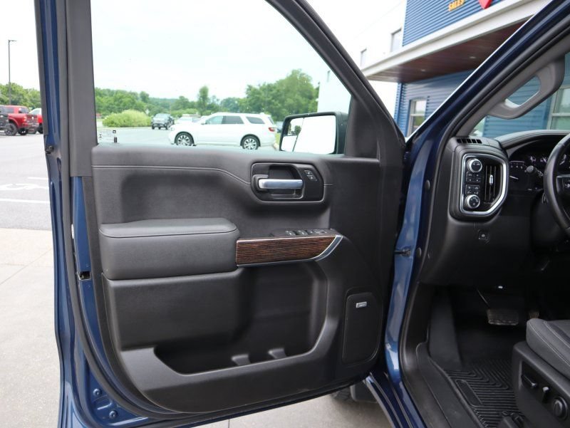 Used 2021 GMC Sierra 1500 Elevation w/ Preferred Package AWD/4WD image 15