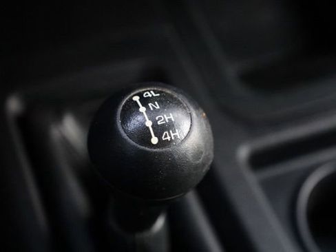 Used 2018 RAM 2500 Power Wagon w/ Leather & Luxury Group image 4