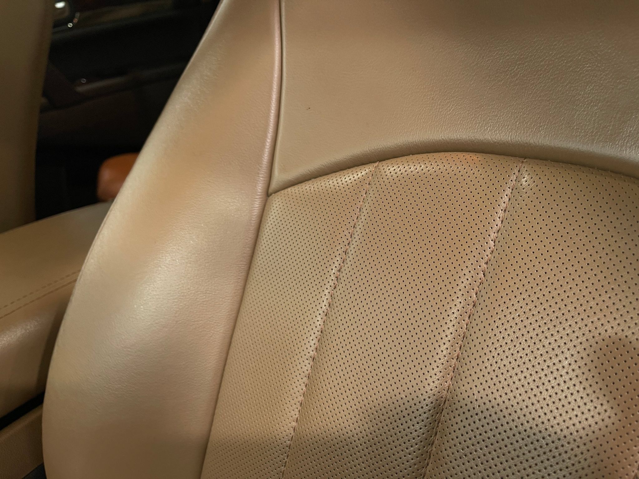 Used 2017 Buick Enclave Leather w/ Enclave Tuscan Edition FWD image 18