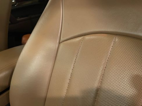 Used 2017 Buick Enclave Leather w/ Enclave Tuscan Edition FWD image 18