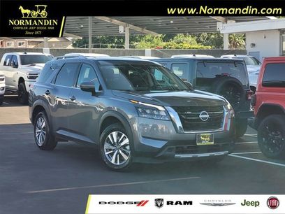 Used 2025 Nissan Pathfinder SL