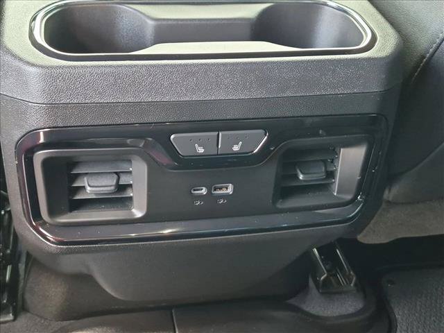 Used 2024 GMC Sierra 2500 AT4 AWD/4WD image 16