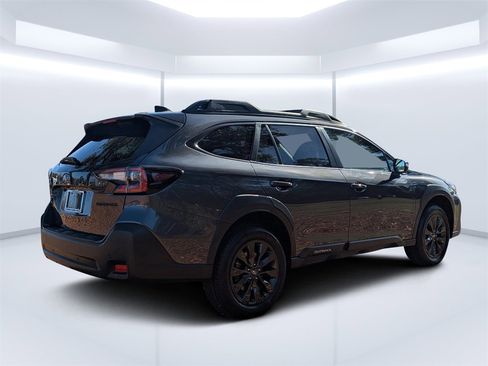 Used 2024 Subaru Outback Onyx Edition image 3