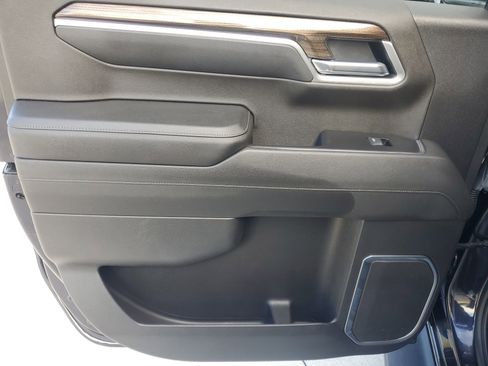 Used 2022 Chevrolet Silverado 1500 RST image 13