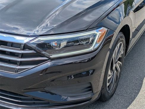 Used 2021 Volkswagen Jetta SEL image 9