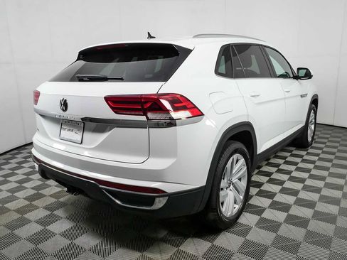 Certified 2023 Volkswagen Atlas Cross Sport SE FWD image 6