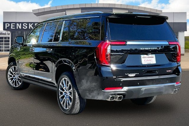 Certified 2026 GMC Yukon XL Denali w/ Sun & Power Step Package AWD/4WD image 12