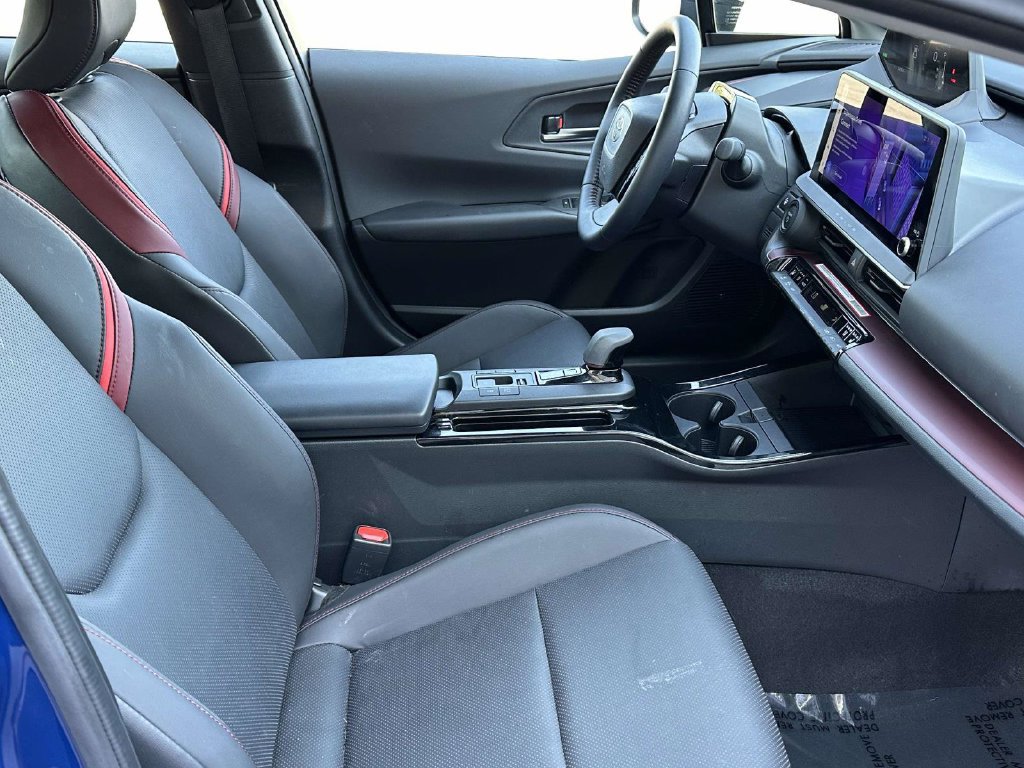 Used 2024 Toyota Prius Prime Premium w/ Advanced Technology Package FWD image 10