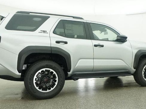 Certified 2026 Toyota 4Runner TRD Off-Road Premium AWD/4WD image 26