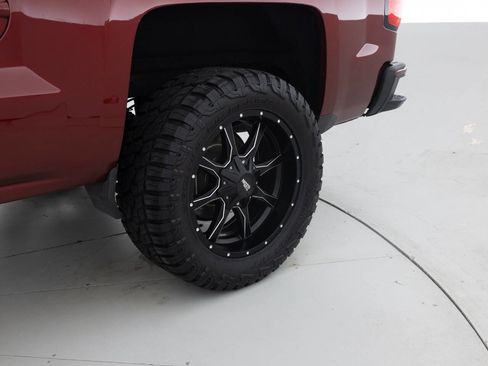 Used 2017 Chevrolet Silverado 1500 LT w/ All Star Edition AWD/4WD image 22