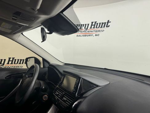 Used 2024 Mitsubishi Eclipse Cross ES image 27