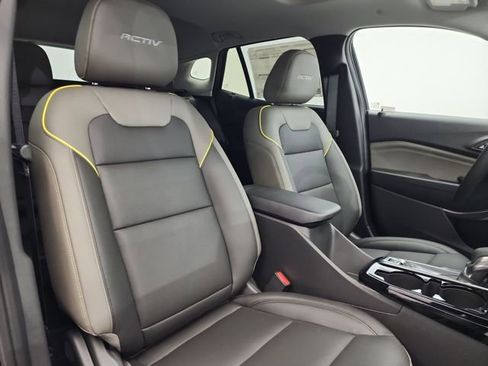 Used 2026 Chevrolet Trax ACTIV w/ Sunroof Package image 33