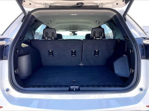 Used 2018 Chevrolet Equinox Premier w/ LPO, Protection Package AWD/4WD image 29
