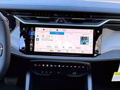 New 2026 Jeep Cherokee Laredo image 12