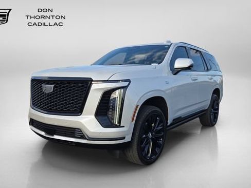 Used 2025 Cadillac Escalade Sport Platinum w/ LPO, ONYX Package AWD/4WD image 1