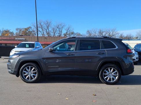 Used 2018 Jeep Cherokee Limited AWD/4WD image 11