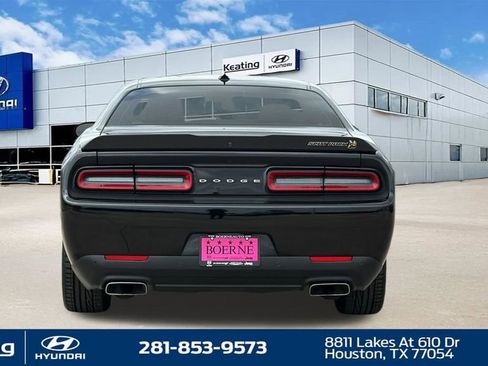 Used 2023 Dodge Challenger R/T Scat Pack RWD image 6