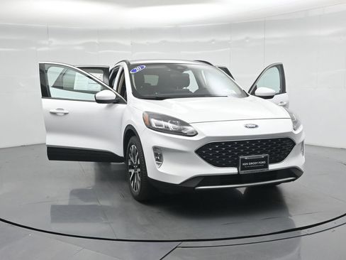 Certified 2020 Ford Escape SEL AWD/4WD image 31