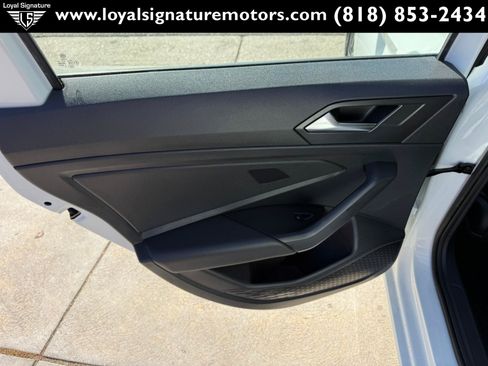 Used 2019 Volkswagen Jetta SEL FWD image 13