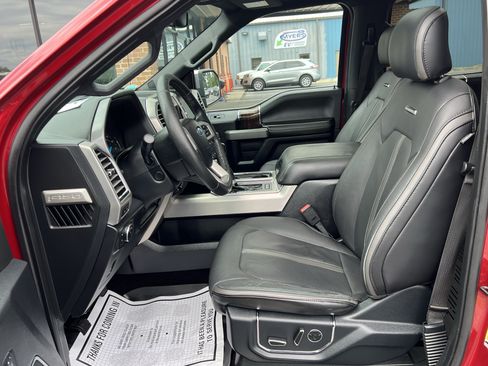 Used 2015 Ford F150 Platinum w/ Equipment Group 701A Luxury AWD/4WD image 20