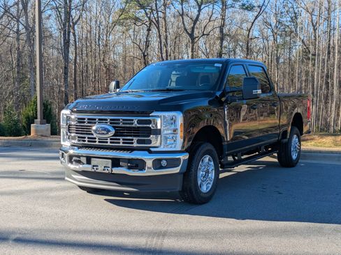 New 2026 Ford F250 XLT w/ FX4 Off-Road Package image 6
