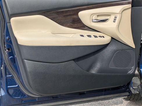 Certified 2024 Nissan Murano Platinum w/ Cargo Package image 11