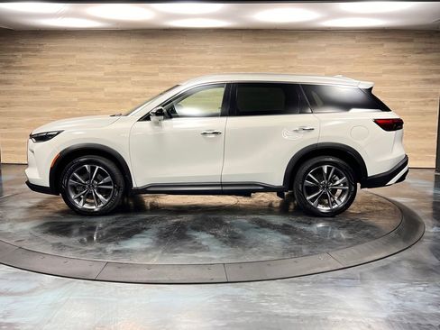 Used 2023 INFINITI QX60 Luxe w/ Cargo Package image 21