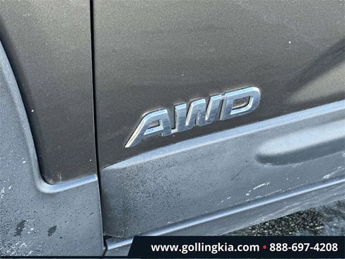 Used 2013 Kia Sorento EX image 8