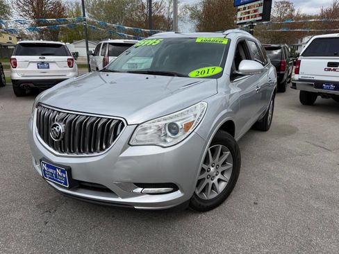 Used 2017 Buick Enclave Leather w/ Trailering Package AWD/4WD image 2