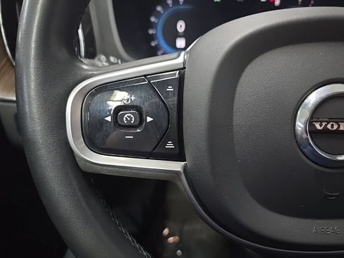 Used 2023 Volvo XC60 B5 Plus w/ Climate Package AWD/4WD image 23
