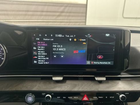 Certified 2024 Kia Carnival EX FWD image 13