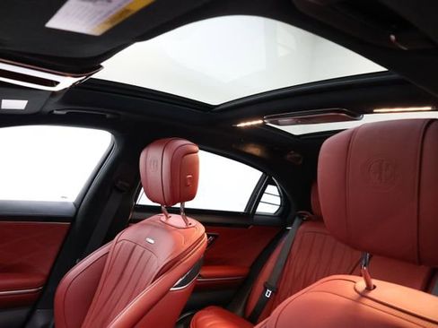 Used 2025 Mercedes-Benz S 63 AMG S image 93