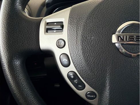 Used 2013 Nissan Rogue SV w/ Premium Pkg AWD/4WD image 17