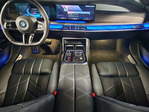 Certified 2023 BMW i7 xDrive60 w/ Parking Assistance Package AWD/4WD image 16