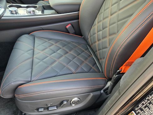 Used 2026 Genesis GV70 3.5T Sport Prestige image 18