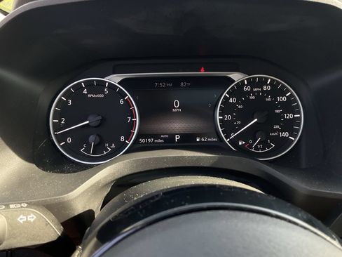 Used 2023 Nissan Rogue SV w/ SV Premium B Package AWD/4WD image 41
