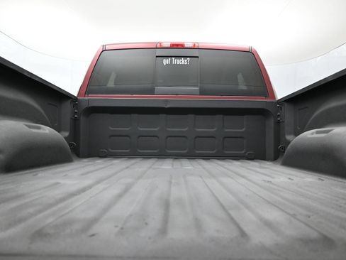 Used 2018 RAM 2500 Laramie w/ Off Road Package AWD/4WD image 7