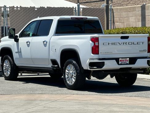 Certified 2023 Chevrolet Silverado 2500 High Country w/ Z71 Off-Road Package AWD/4WD image 6