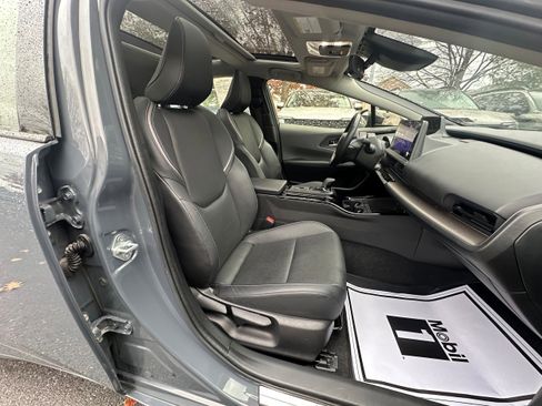 Used 2023 Toyota Prius LE image 20