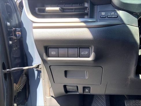 Used 2024 Toyota Grand Highlander AWD image 36